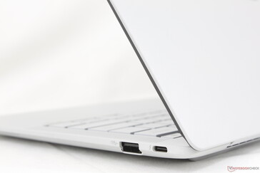 The Mg-Al alloy CNC matte chassis with 