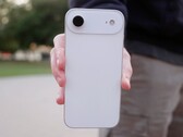 Apple is reportedly cutting cost on the displays of the iPhone 17 and 17 Air. (Image source: AppleTrack)