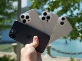 A full range of 2023 iPhone dummies. (Source: MacRumors)