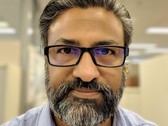The author with a selfie taken using portait mode on the Pixel 3 XL. (Source: Notebook Check)