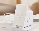 The Xiaomi Vertical Wireless Charging Socket offers wireless and wired charging connections. (Image source: Xiaomi/ITHome)