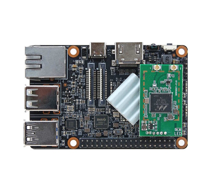 A typical GPIO pin header is onboard (Image source: Avalue)