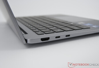 GeekBook X14 Pro - Connections on the left side