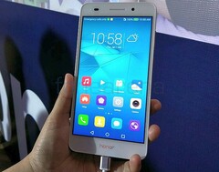 Huawei Honor Holly 3 Android smartphone with Kirin 620 processor and 2 GB RAM