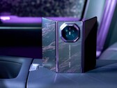 Anyone looking to import a Huawei Mate XT2 from China will have to live with some limitations and spend a lot of money.