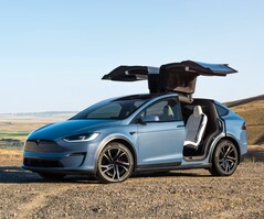 The electric Tesla Model X SUV (Image source: Tesla)