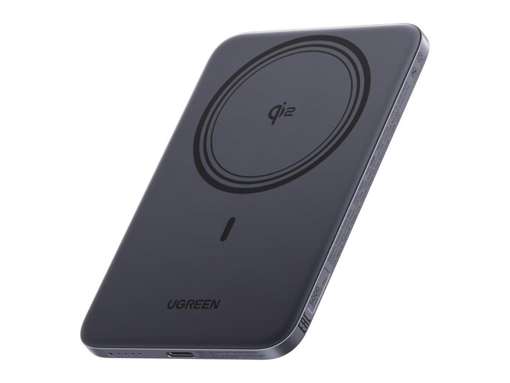 The Ugreen MagFlow Air Qi2 15W Ultra-Slim 5,000 mAh Power Bank