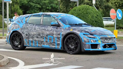 Ferrari EV test mule (Image source: Derek Photography/Instagram)