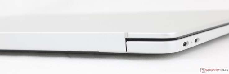 Rear: No ports