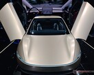 Tesla won't start its ride share robotaxi service with Cybercabs  (Image source: Notebookcheck)
