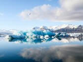 A photo of Jökulsárlón glacial lake (Image source: Jeremy Bishop via Unsplash; cropped)