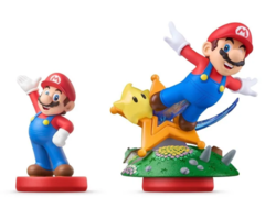 A scale comparison of the older Mario Amiibo with the new Super Mario Galaxy with Luma Amiibo (image source: r/amiibo)
