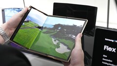 According to the report, Huawei wants to go ahead with a double-folding 10-inch tablet in the first half of 2024, and Samsung is likely to follow suit. (Image: SamMobile)