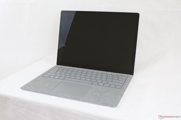 PC/タブレット ノートPC Microsoft Surface Laptop (i5-7200U) Review - NotebookCheck.net Reviews