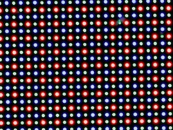 The OLED display is based on an RG/BG sub-pixel matrix consisting of one red, one blue and one green LED.