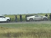 We've all been there, our hands on our hips in dismay, staring at an automobile that simply won't go anymore. (Image source: Twitter)