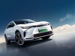 The Toyota Bozhi 4X is now arriving at dealerships in China. (Image source: GAC-Toyota)