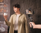 The Hohem iSteady M7 AI smartphone gimbal has a 1.4-inch LCD touchscreen (Image source: Hohem)
