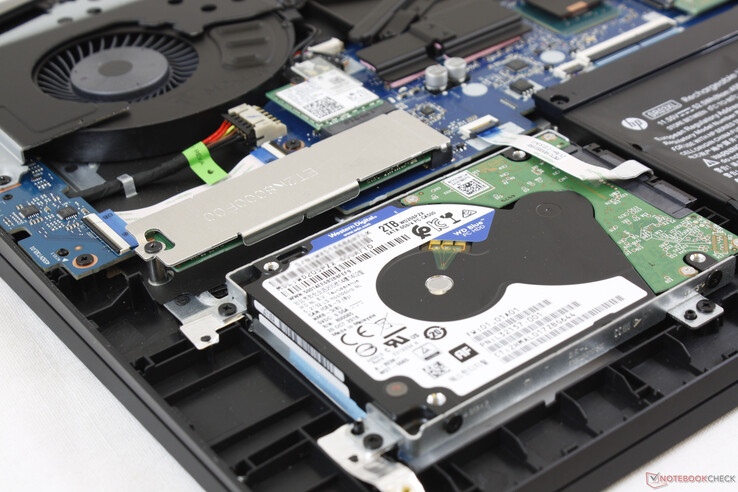 Secondary 2.5-inch SATA III bay sits adjacent to the primary M.2 2280 PCIe slot