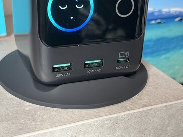 2x USB Type-A (30W each) + Type-C (140W)