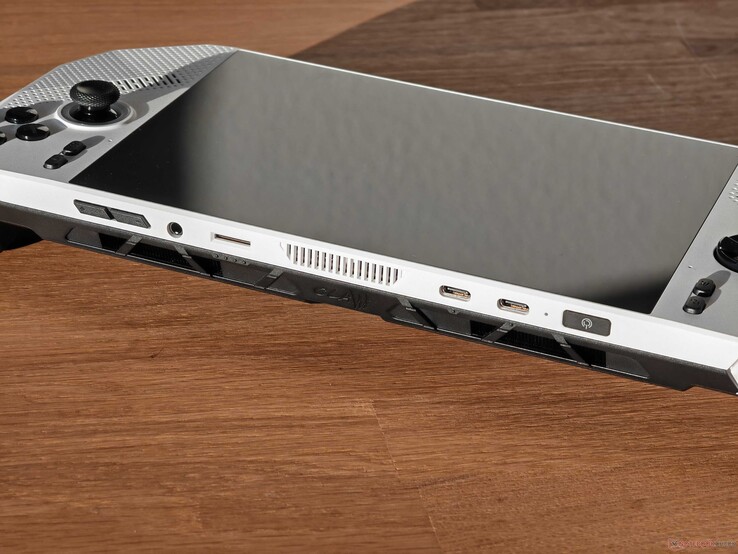 Ports: Volume buttons, 3.5 mm audio, microSD card reader, 2x USB-C 4.0 with Thunderbolt 4 (40 Gbit/s, DisplayPort ALT mode, Power Delivery 3.0), power button with fingerprint scanner