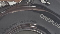 The Watch 3&#039;s typo. (Image source: MKBHD)
