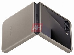 The alleged Kindsuit Case for the Galaxy Z Flip7. (Image source: Android Headlines)