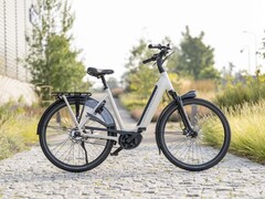 The updated Gazelle Grenoble C5 e-bike has arrived. (Image source: Gazelle)