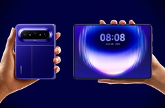 The Huawei Pura X Max has an unusually wide display format.
