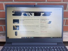 Lenovo V15-ADA - Outdoor use