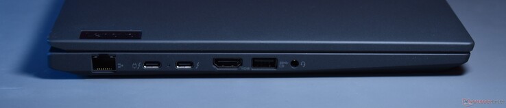 left: RJ45-Ethernet, 2x Thunderbolt 4, HDMI, USB A 3.2 Gen 1, 3.5mm Audio