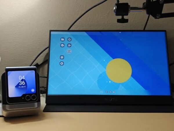A Galaxy Z Flip 6 connected to an external monitor with ''force desktop mode'' enabled. (Image source: Android Authority)