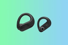 JBL&#039;s Endurance Peak 3 feature an ear hook design for a secure, stable fit. (Image source: JBL / Kristen Spradlin)
