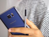 The Galaxy Note 5 is one of several older flagships to receive a new update. (Image source: Canoopsy)
