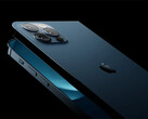 Se espera que el iPhone Fold se lance para desafiar al Galaxy Z Fold8, no al Galaxy Z Fold7. (Fuente de la imagen: ConceptsiPhone)