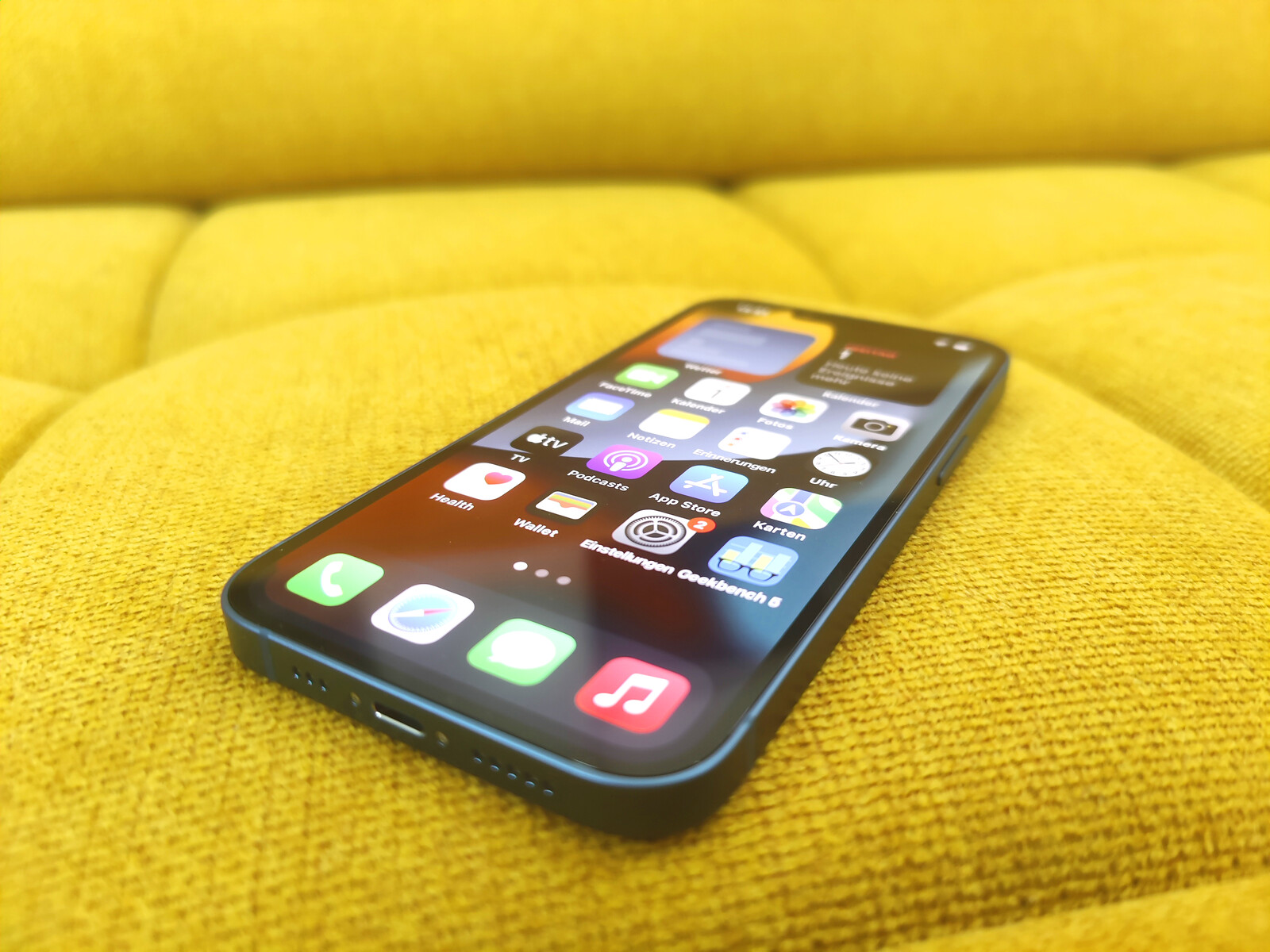 Apple Iphone 13 Smartphone Review High Quality Apple Phone With An Even Brighter Display Notebookcheck Net Reviews