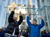 Apple's customers with iPhone Duo purchases.