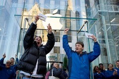 Apple's customers with iPhone Duo purchases.