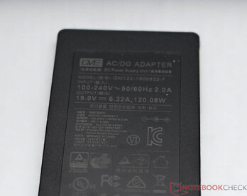 Power supply unit (19 V; 6.32 A)