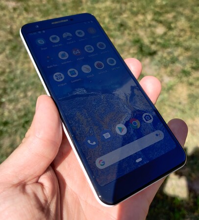 Google Pixel 3a Smartphone Review