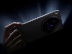 Promo image of the Vivo X300 Ultra.