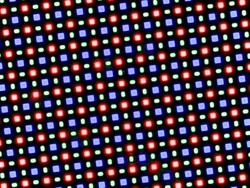 Sub-pixel array