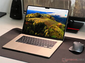 The MacBook Air could be the last of Apple's mobile devices to receive an OLED display. (Image source: Notebookcheck)