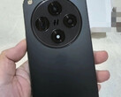 The Find X8 looks like a lot of other recent Oppo smartphones. (Image source: Douyin via @feni_book)