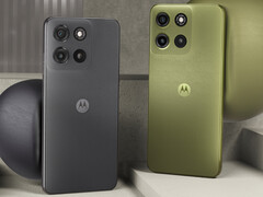 Motorola has created the Moto G15 in Gravity Grey and Iguana Green colourways. (Image source: Motorola)