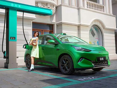 2027 Seagull at BYD's T-shaped megawatt charger