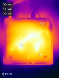 The Zotac Zbox Magnus EN374070 during the stress test (bottom)