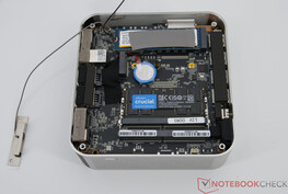 Geekom A9 Max with open underside
