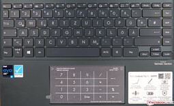 Keyboard of the Asus ZenBook Flip 13 UX363