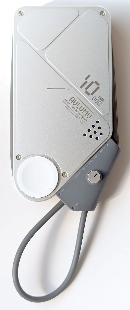 Aulumu M10 power bank.